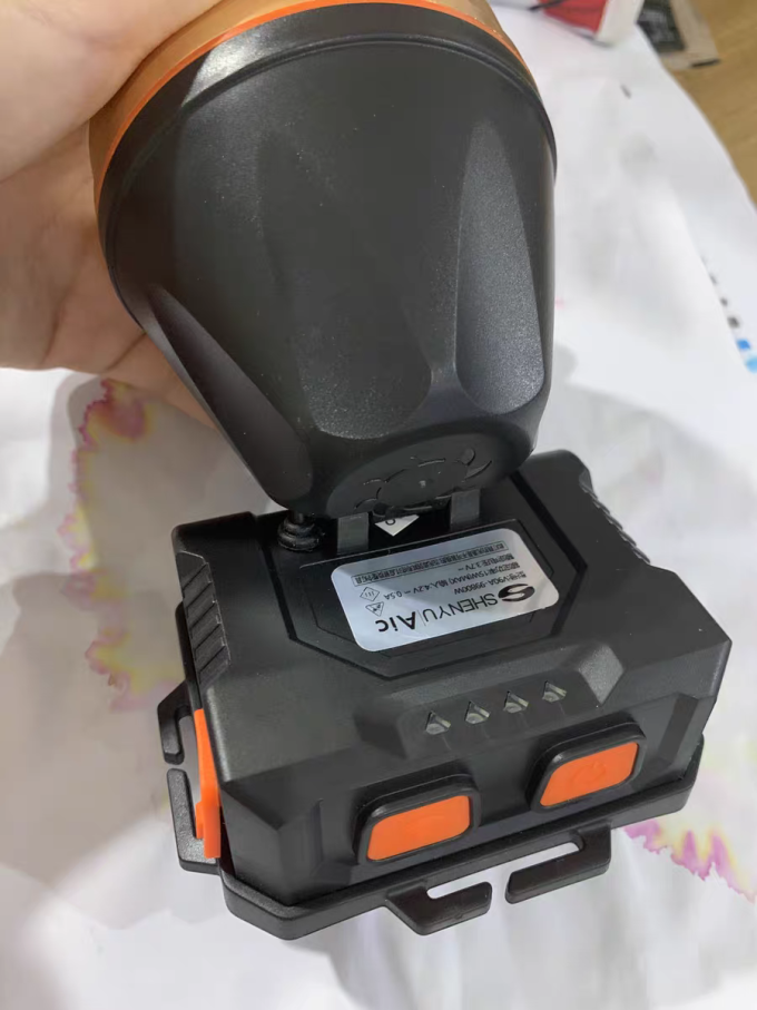 神鱼户外照明
