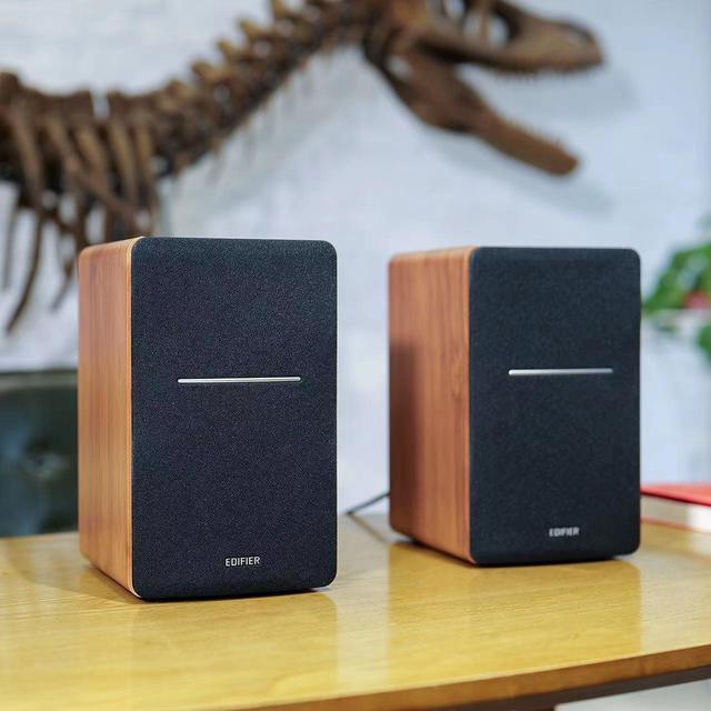 性价比高的木质音箱，漫步者R1200BT测评