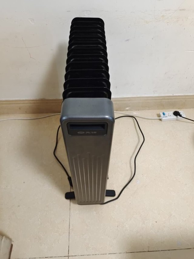 开关设计很好，可以自由切换档位设计简单