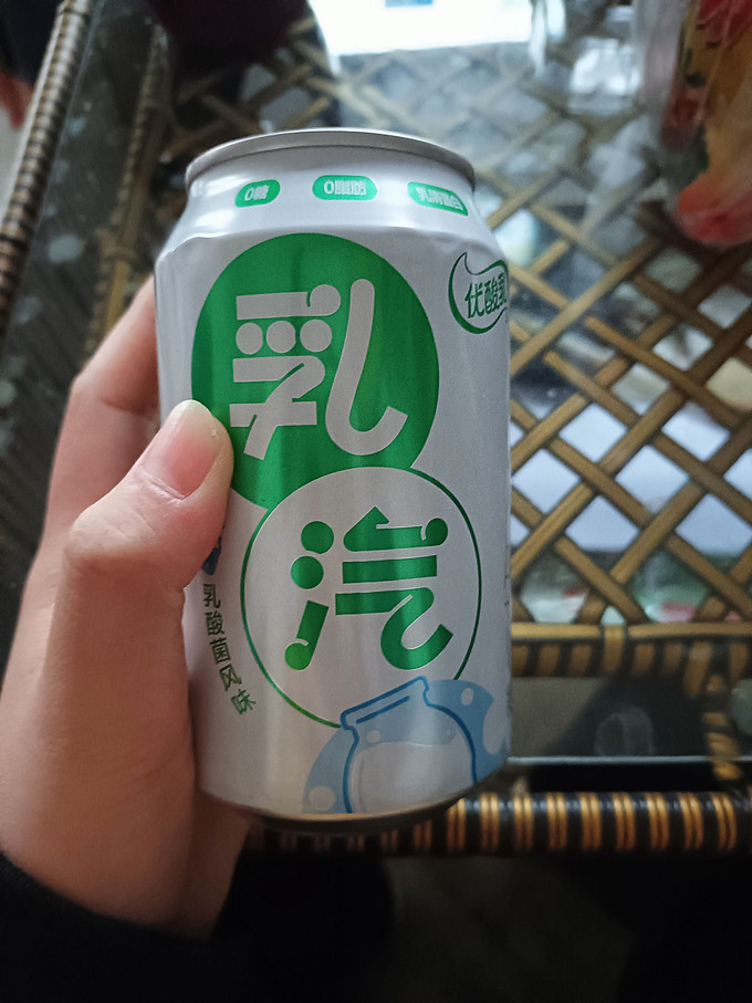 伊利碳酸饮料