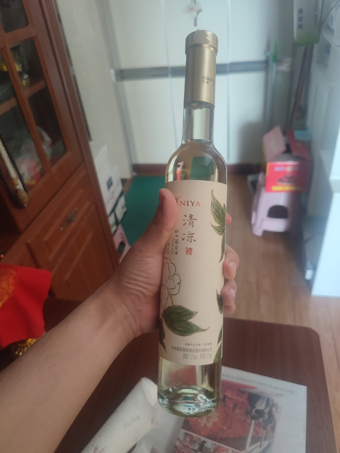 尼雅葡萄酒