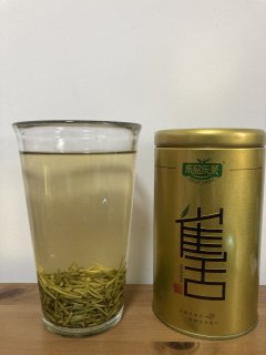 春节好茶，雀舌绿茶。
