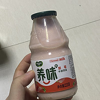 是养味草莓味牛奶饮品啊