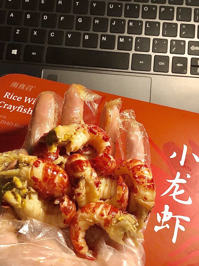 冬天也能炫好吃滴小龙虾🦞一人干掉二斤多