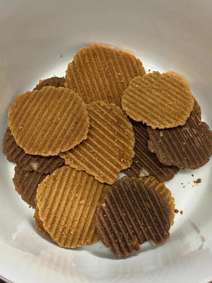 三纯饼干糕点