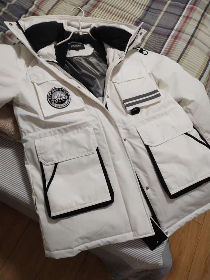 波司登女士羽绒服