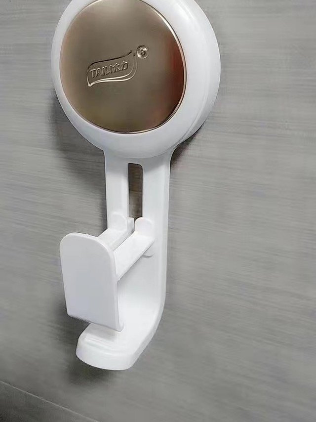 粘性很强，但还是退货了