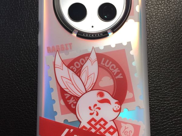 东来也半透手机壳很搭银色mate50PRO