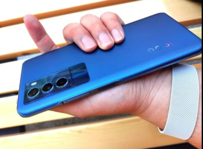 iqooneo5se有备无患