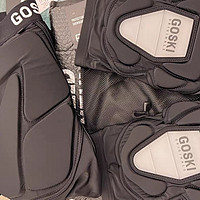 滑雪装备之护膝分享-GOSKI滑雪护具