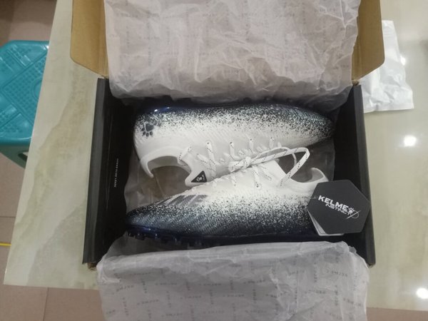 真的帅呀，用料感觉也非常顶，300不到要