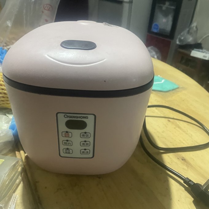 长虹电饭煲