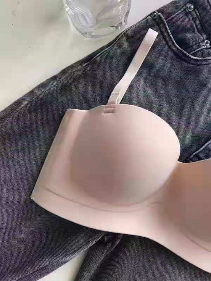 嫦香诗内衣
