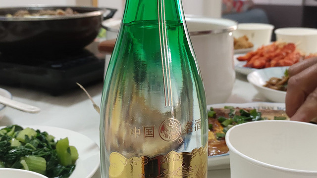 93元的1964珍藏版西凤酒，喝了上不上头？