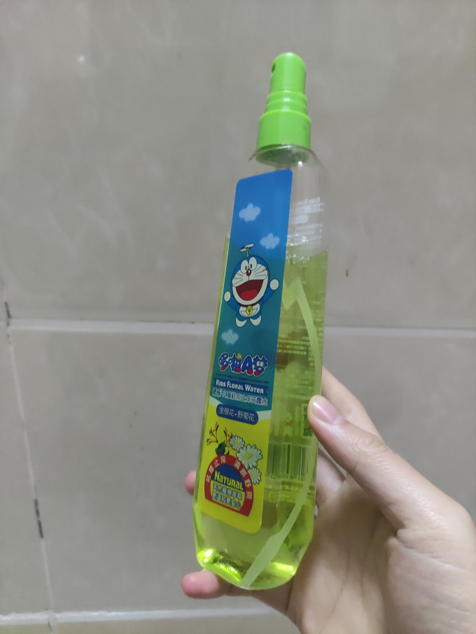 天然家居驱蚊花露水
