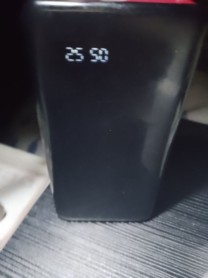 南极人充电宝是人们的好搭档