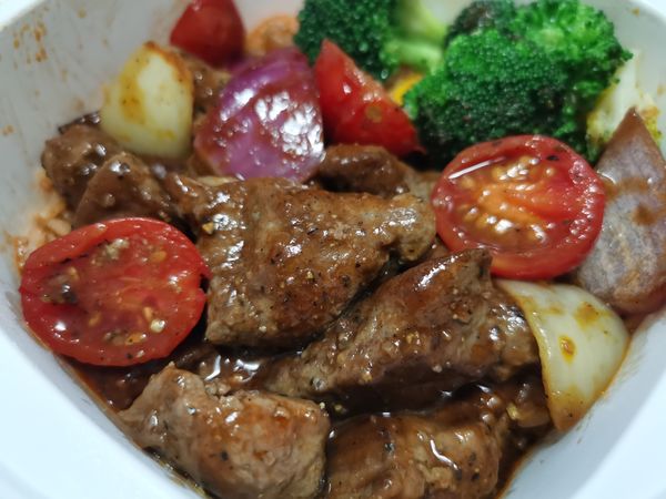 法式红酒牛肉红米饭