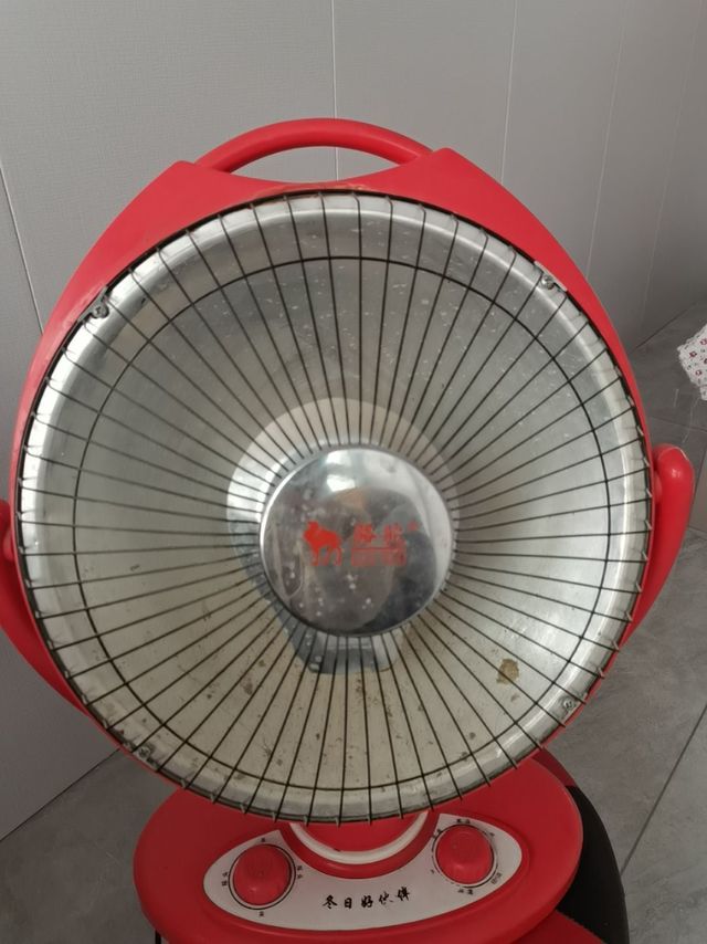 妈妈给买的骆驼牌滴小太阳呀