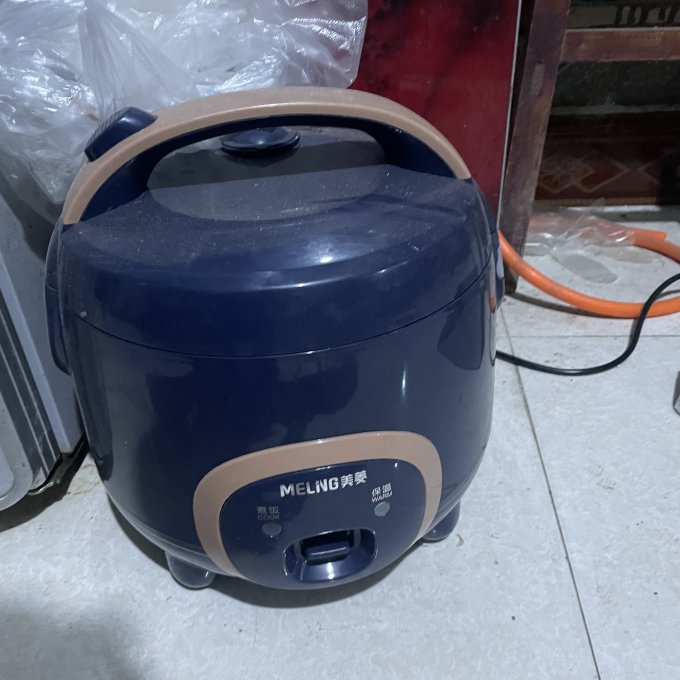 美菱电饭煲