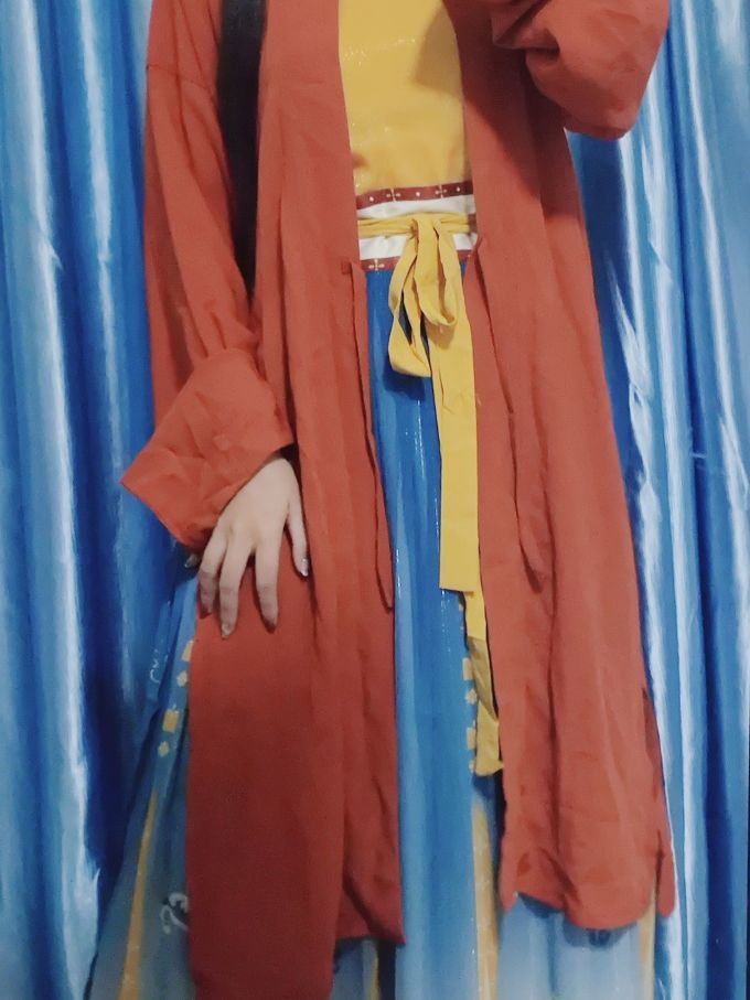 春日宴汉服