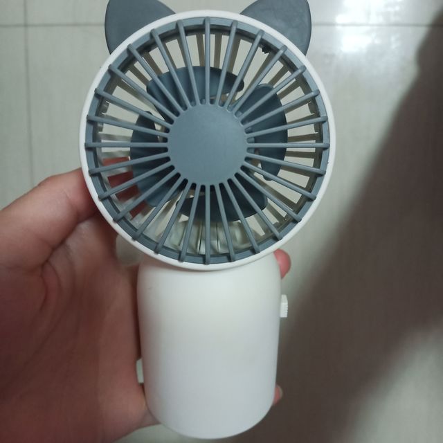 迷你可爱的小电风扇