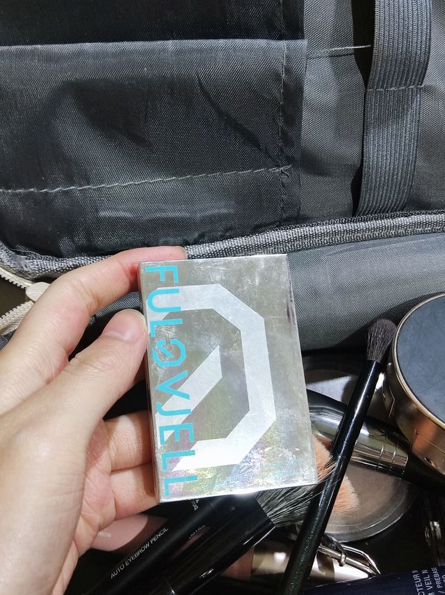 便携好用的三色遮瑕