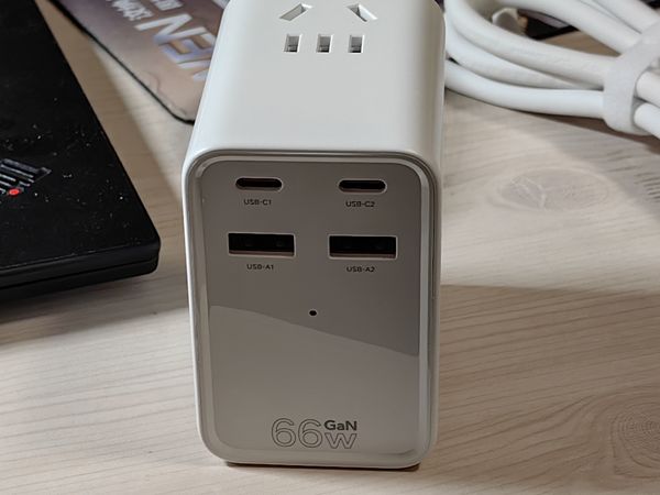 荣耀/华为用户适用的GaN插座