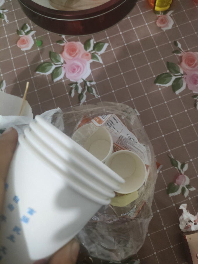 一次性餐具