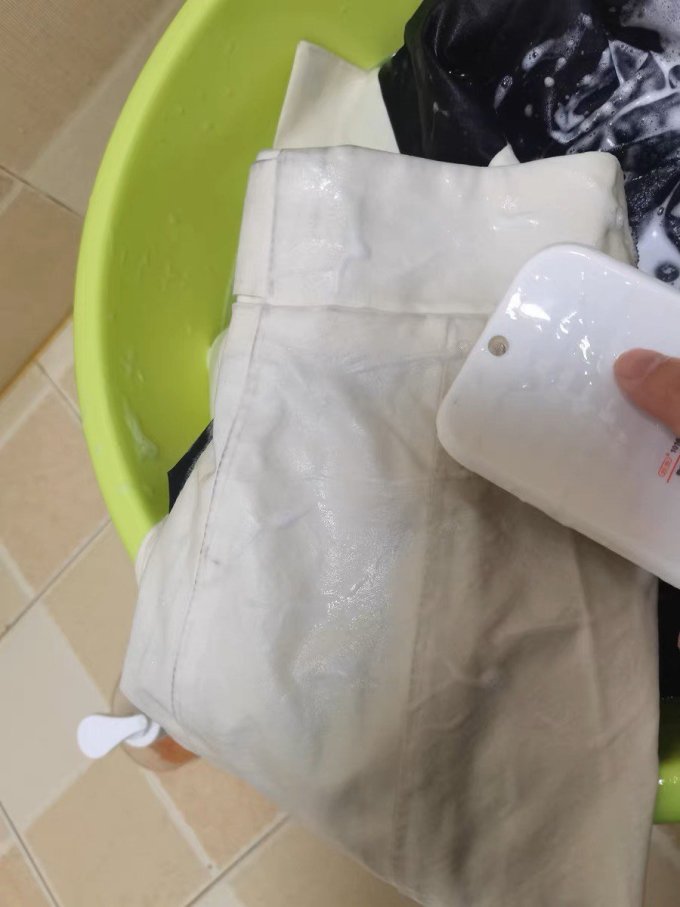骆驼冲锋衣