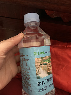名仁苏打水实在是太好喝了！