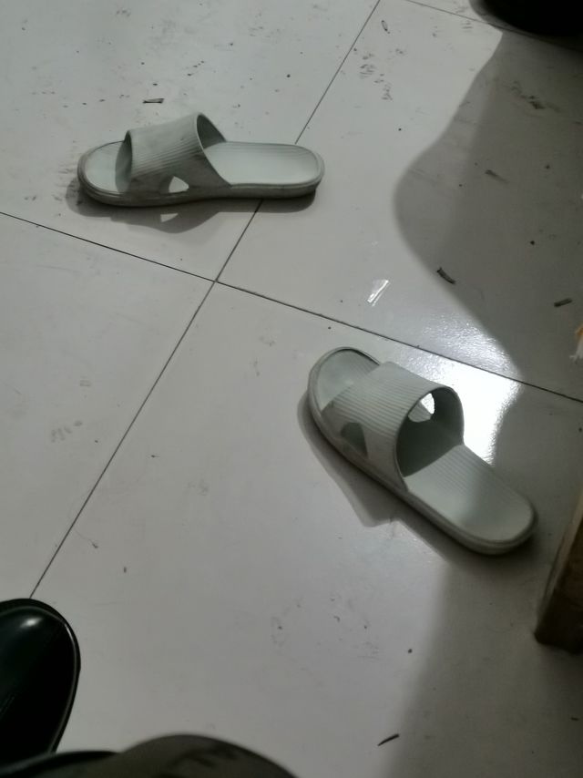穿了特别舒服的拖鞋