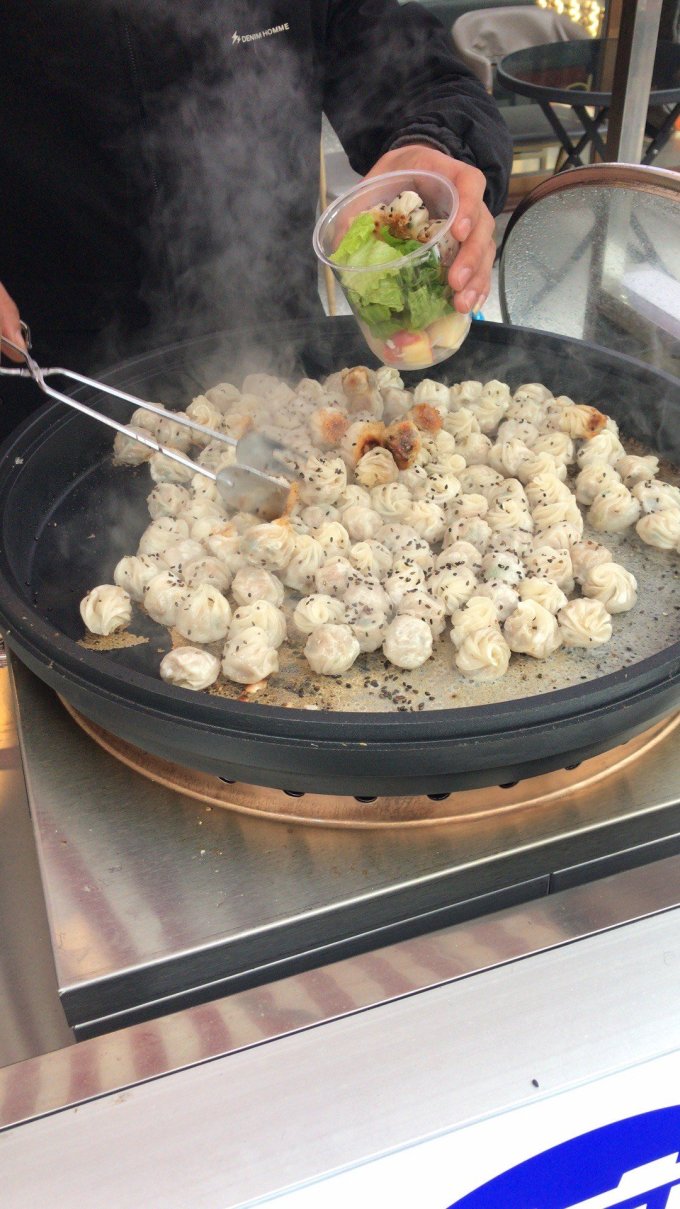 阿三生煎包子/烧麦