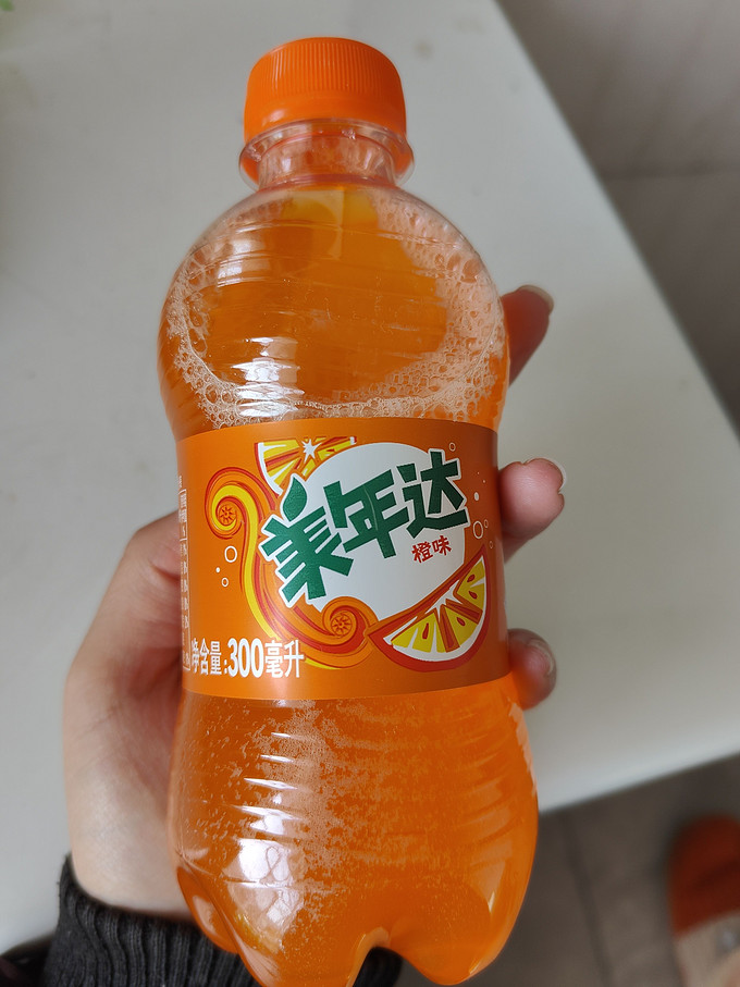 美年达碳酸饮料