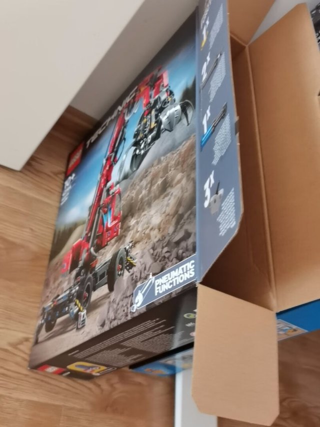 外形外观:外面包的很好正品验证:应该是