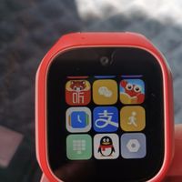 高颜值儿童电话手表，萌娃出街必备