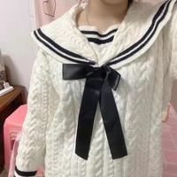 早春款毛衣厚度适中，喜欢