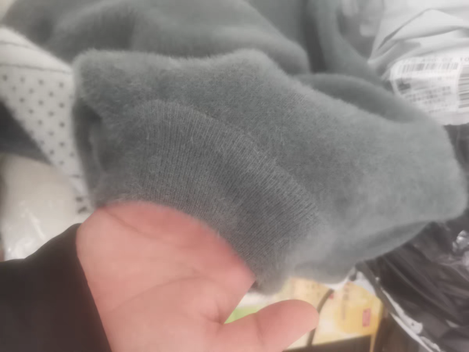 佐菲利男士毛衣