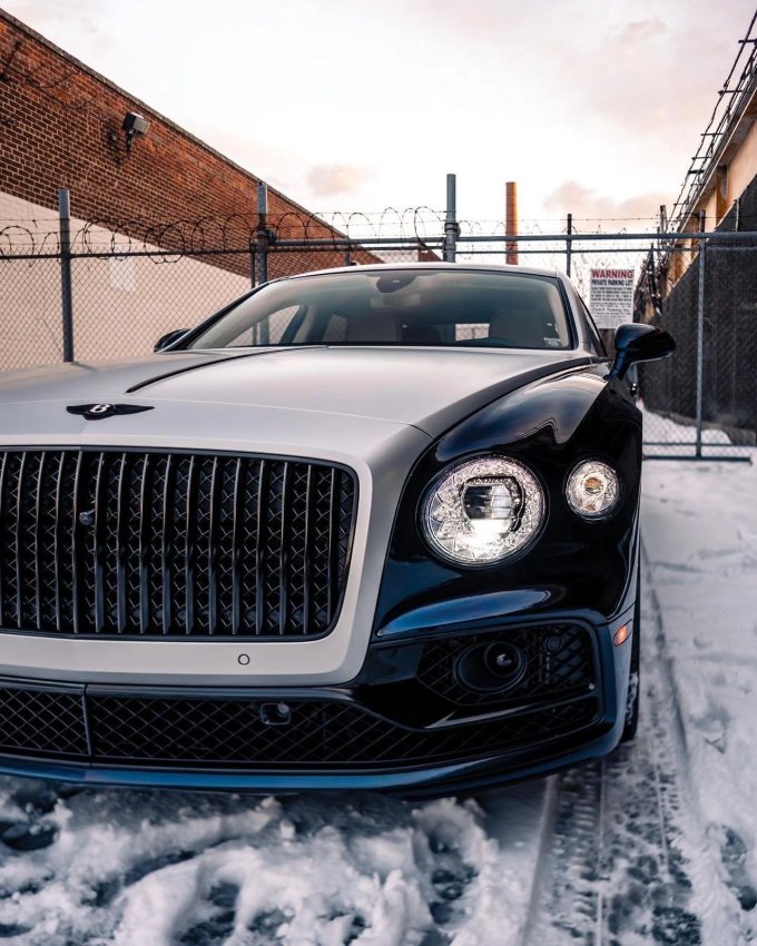 宾利飞驰bentleyflyingspur