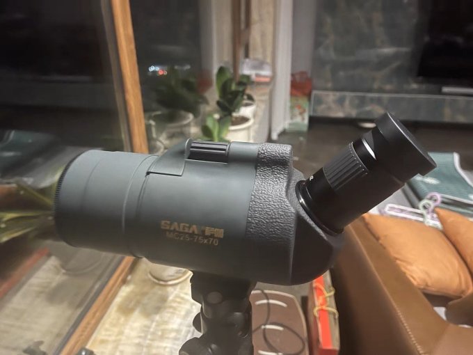 萨伽马卡75变倍单筒望远镜