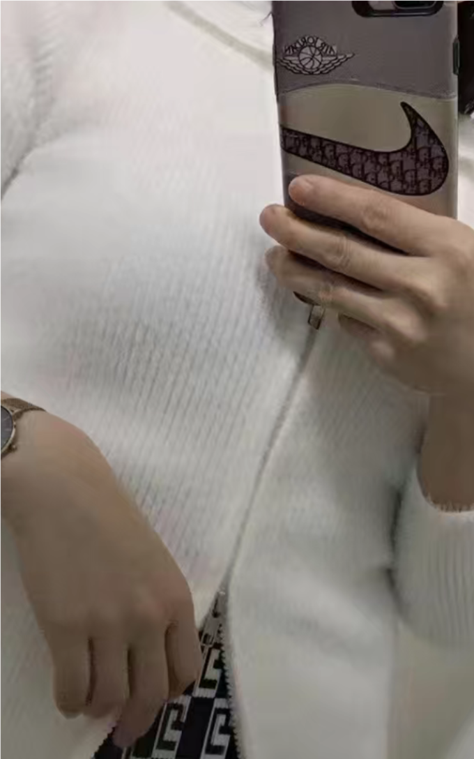 伟强女上装