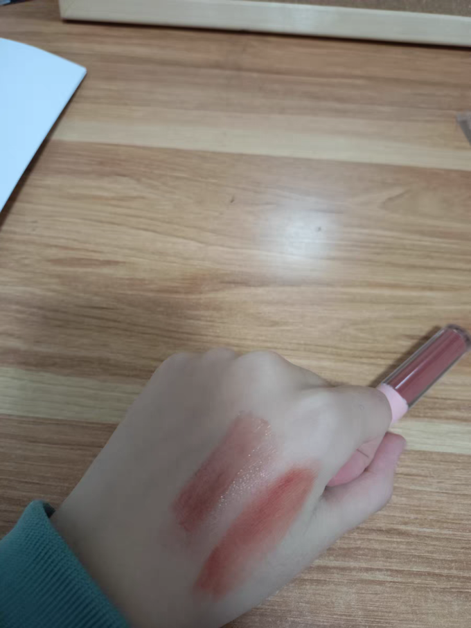 唇彩唇蜜