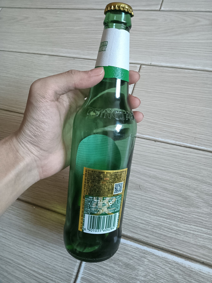喝啤酒就找青岛小棒