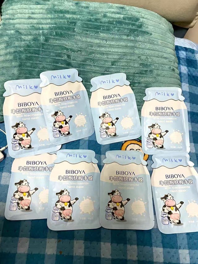 牛奶氨基酸手膜，补水美白滋润太好用啦