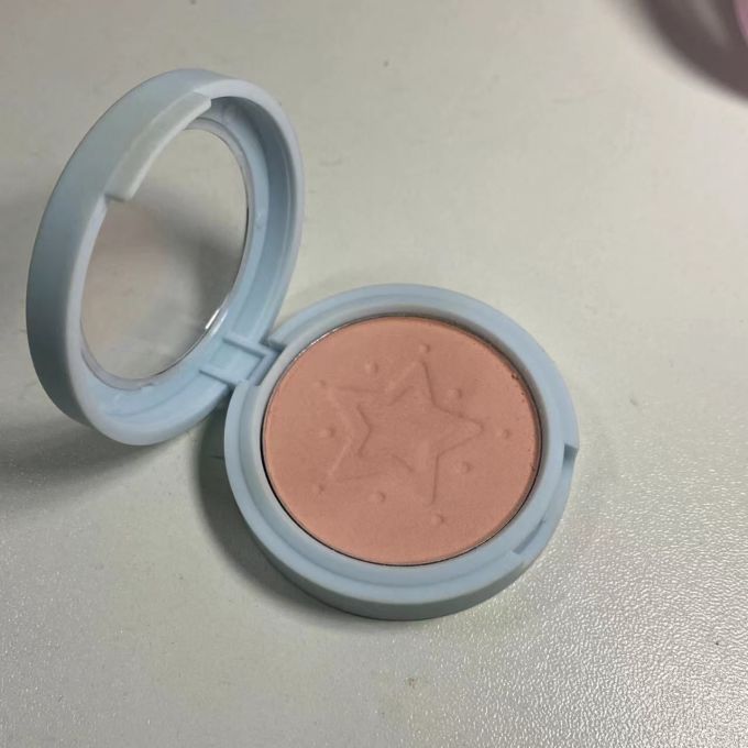 腮红