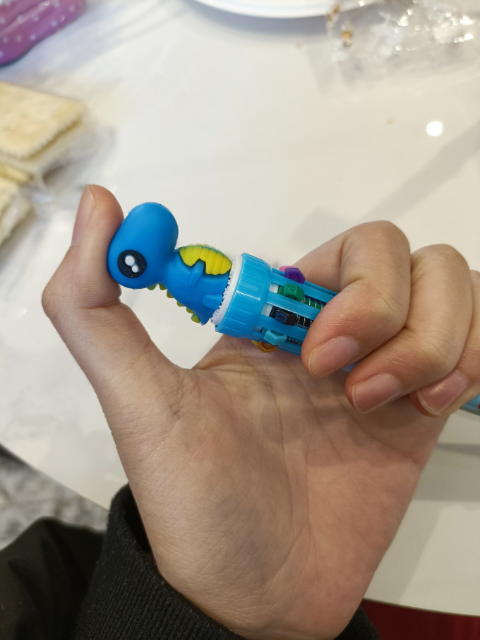 千奕圆珠笔