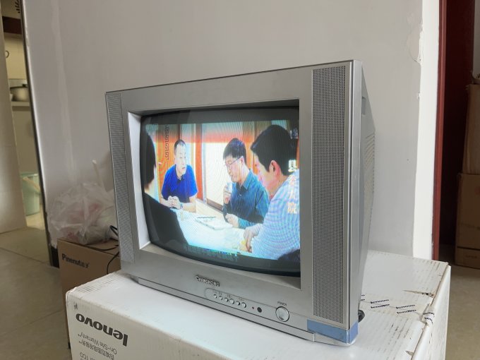 2023年我要买台18寸的大彩电