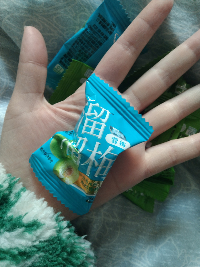 推荐特别好吃的小零食溜溜梅