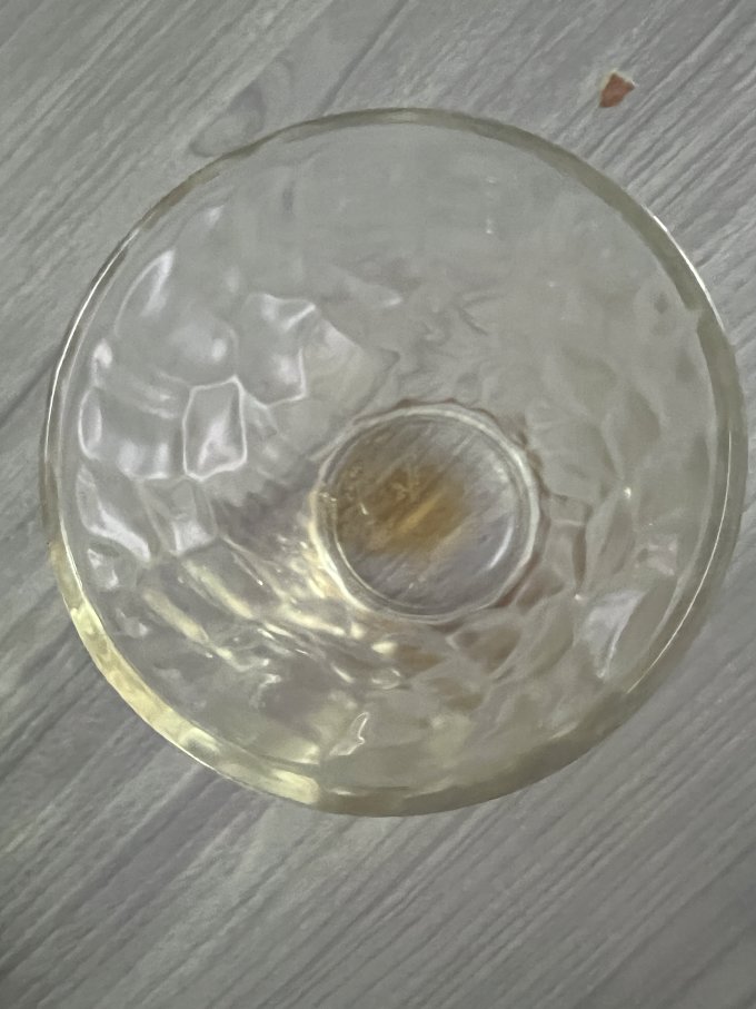 玻璃杯