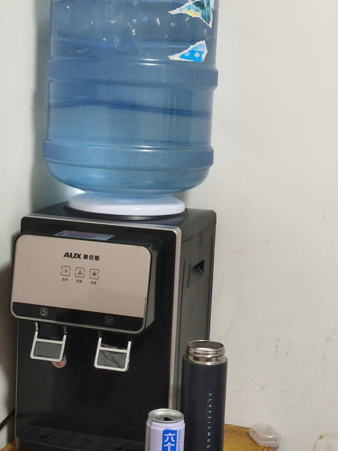 奥克斯饮水机