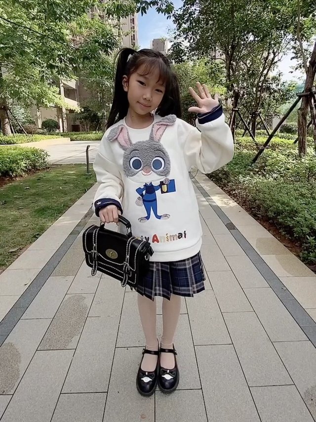 冬季加绒闺蜜套头卫衣